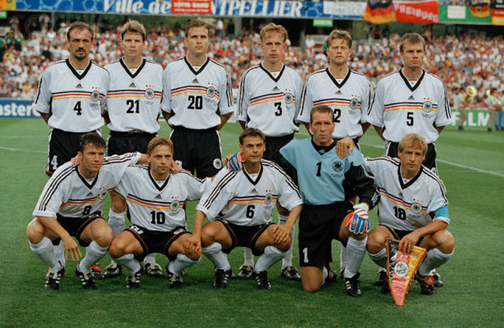 Mẫu áo bóng đá đội tuyển Đức